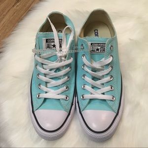 Tiffany Blue CONVERSE Chuck All Star Size 8